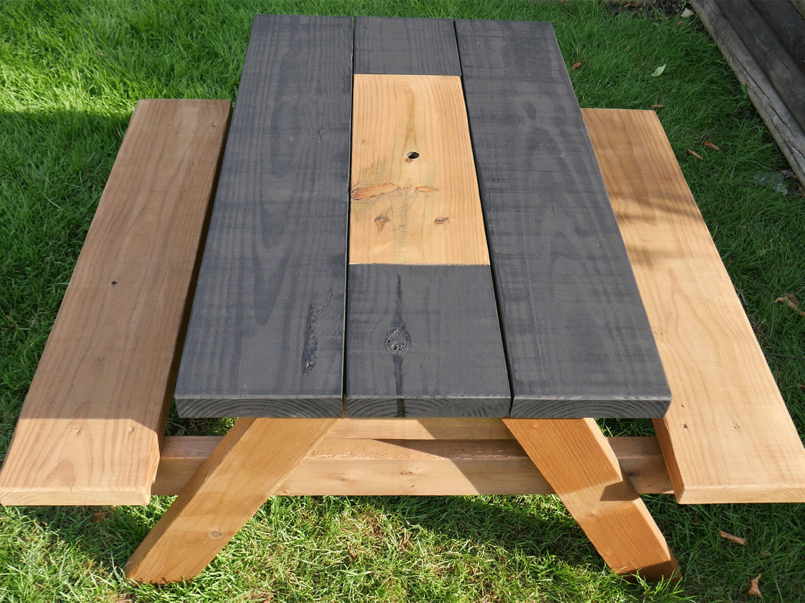DIY PicnicCooler Table